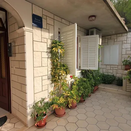 By The Sea Prigradica, Korcula - 9141 *